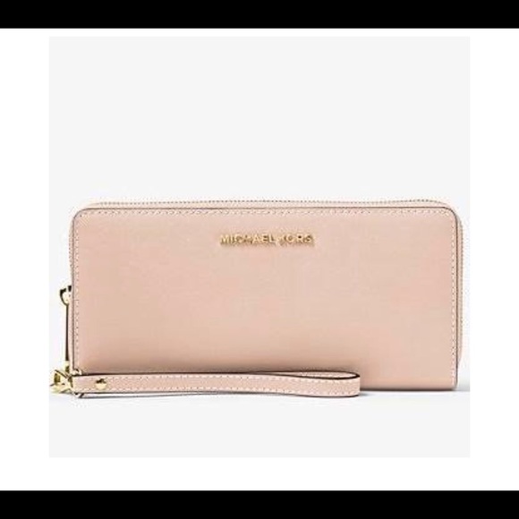 Michael Kors Handbags - Michael Kors Baby Pink Jet Set Wallet/Wristlet